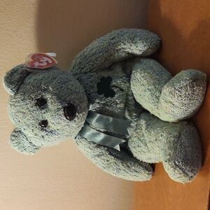 Ty Beanie Buddy Green Bear with Green Shamrock and Ribbon